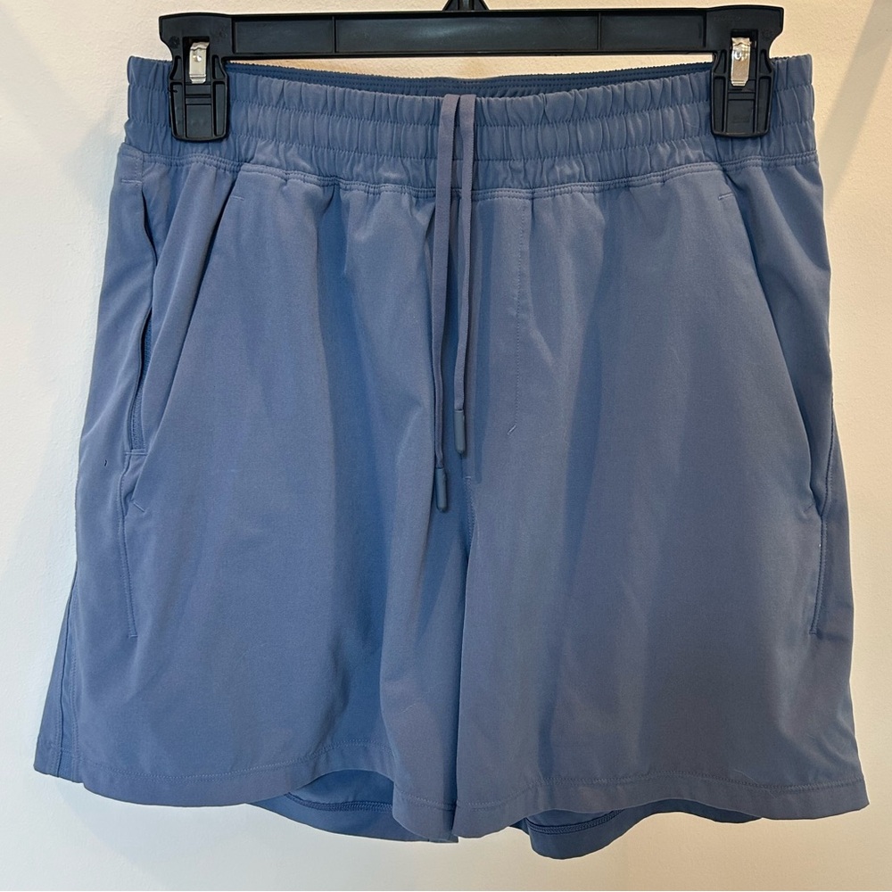 Lululemon men’s Pace Breaker Short Linerless 5” size Small